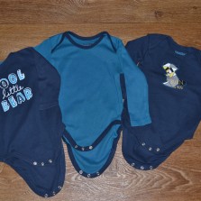 Вещи на мальчика до года