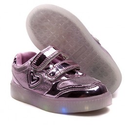 Кроссовки со светящейся подошвой