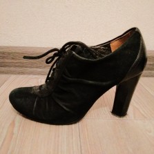 Кожаные ботильоны 35/36р.