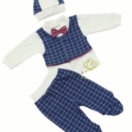 Костюм на выписку нарядный 56р