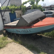 Лодка с боксом 