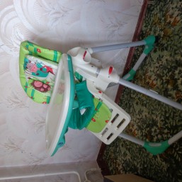 Стульчик Chicco Polly 2в1