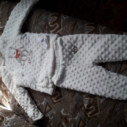 Тепленький костюмчик