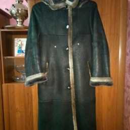 Продам натуральную дубленку 
