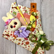 Букет на 1 сентября, день учителя, детский букет.