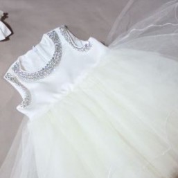 Дизайнерское нарядное платье