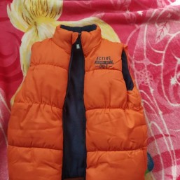 продам жилетку