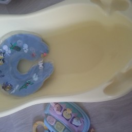 срочно продам ванночку