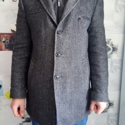 Продам пальто мужское 