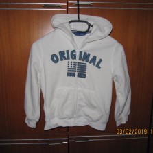 Флисовая теплая кофта на 6 лет примерно.