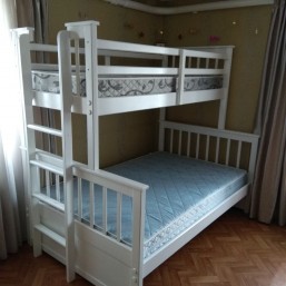 кровать двухъярусная из натурального дерева ольхи Магелан