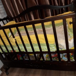 Кроватка-диванчик из бука