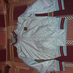 Куртка ветровка