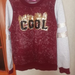 Трикотажный свитер  на возраст 8-10 лет