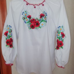 Вышиванка на 6-10 лет. Состояние отличное