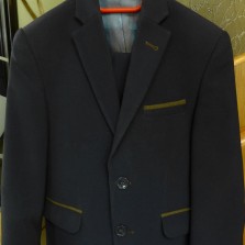 Школьный костюм для первоклассника