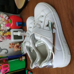 Кроссовки на девочку,32р.