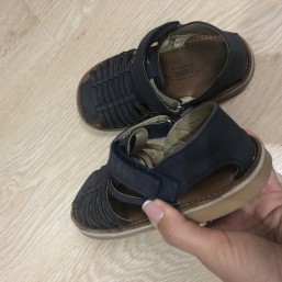 Босоножки кожаные 