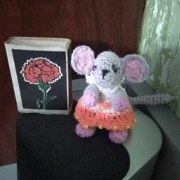 Мышка вязаная, ручная работа