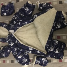 Продам зимний комбинезон 