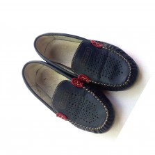 Лёгкие детские туфли мокасины мальчику с перфорацией синие демисезон