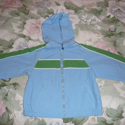 Ветровочка новая США 18 мес