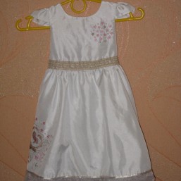 платье нарядное