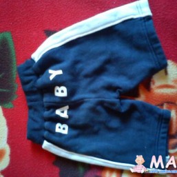 спортивные штанишки отдам за фрукты