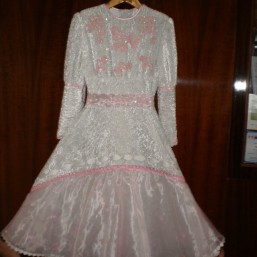 Платье нарядное бархатное. Цену снизила!