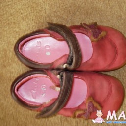 Туфли Clarks на девочку р. 22-23