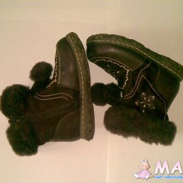 Демисезонные сапоги р. 26-27, стелька 17 см, внутри флис