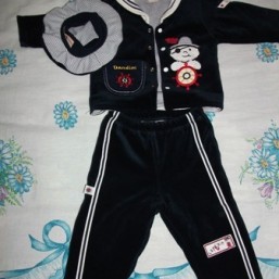 костюм велюровый( до 12мес.)