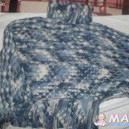 Свитер ручной работы